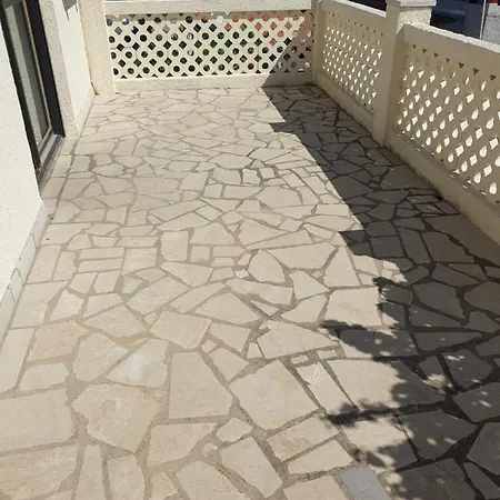 Kadinela, 200m From Kamenjak, Huge Quiet Garden With Barbecue, 2 New Kitchens Apartment *