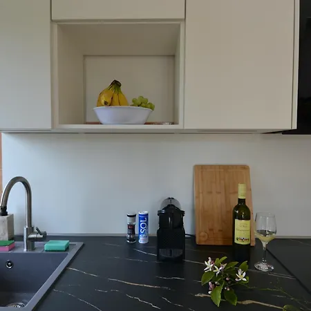 Kadinela, 200m From Kamenjak, Huge Quiet Garden With Barbecue, 2 New Kitchens * Premantura