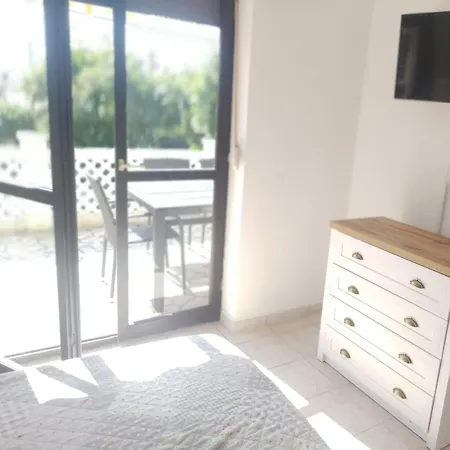 Kadinela, 200m From Kamenjak, Huge Quiet Garden With Barbecue, 2 New Kitchens *